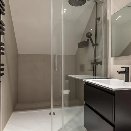 Modern Lower-ground In West Rotterdam